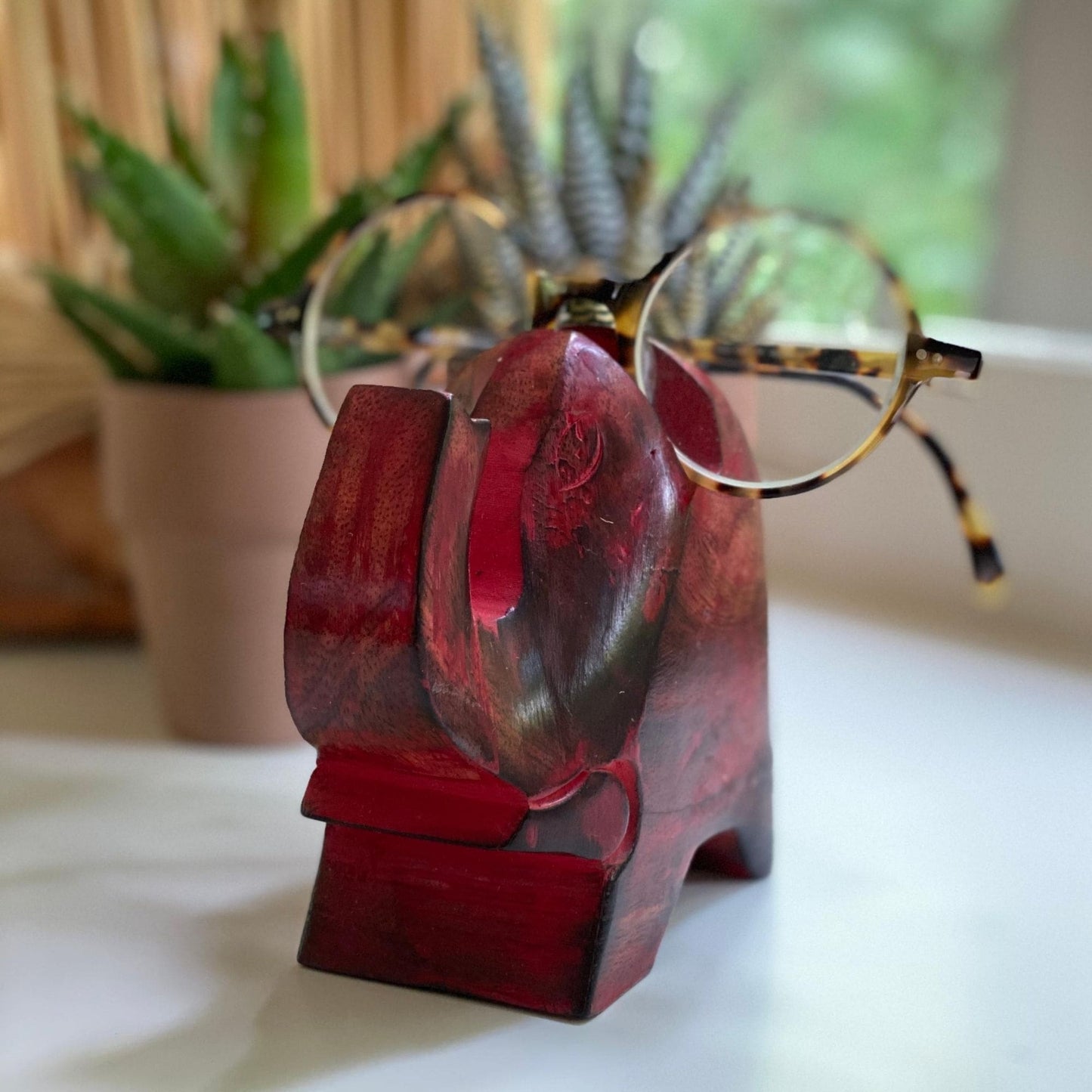 Elephant Eyeglass Stand in Red Wash